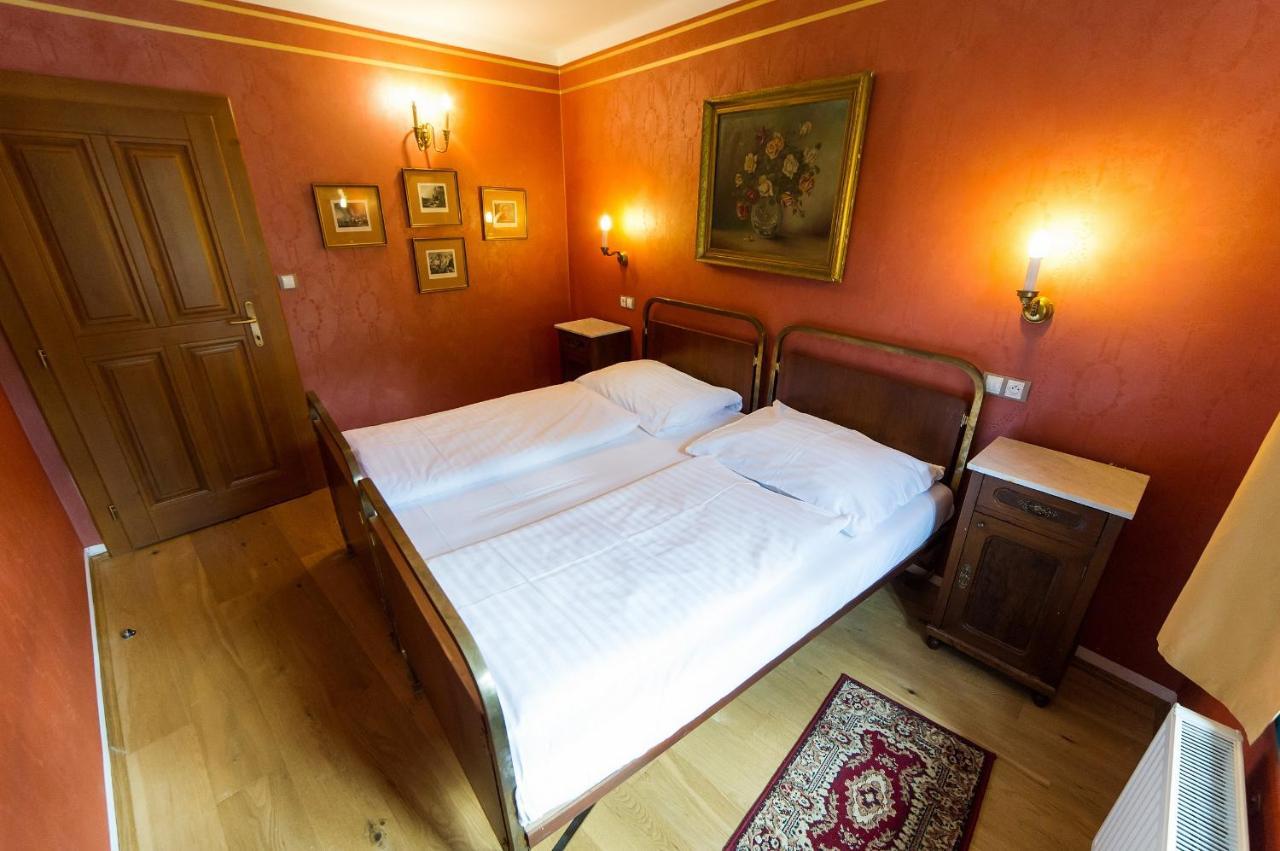 Český Krumlov U Zvonu Apartments מראה חיצוני תמונה