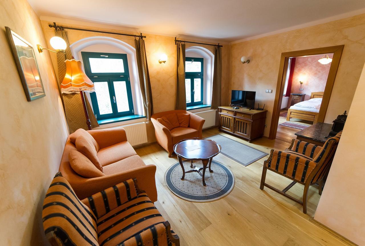 Český Krumlov U Zvonu Apartments מראה חיצוני תמונה