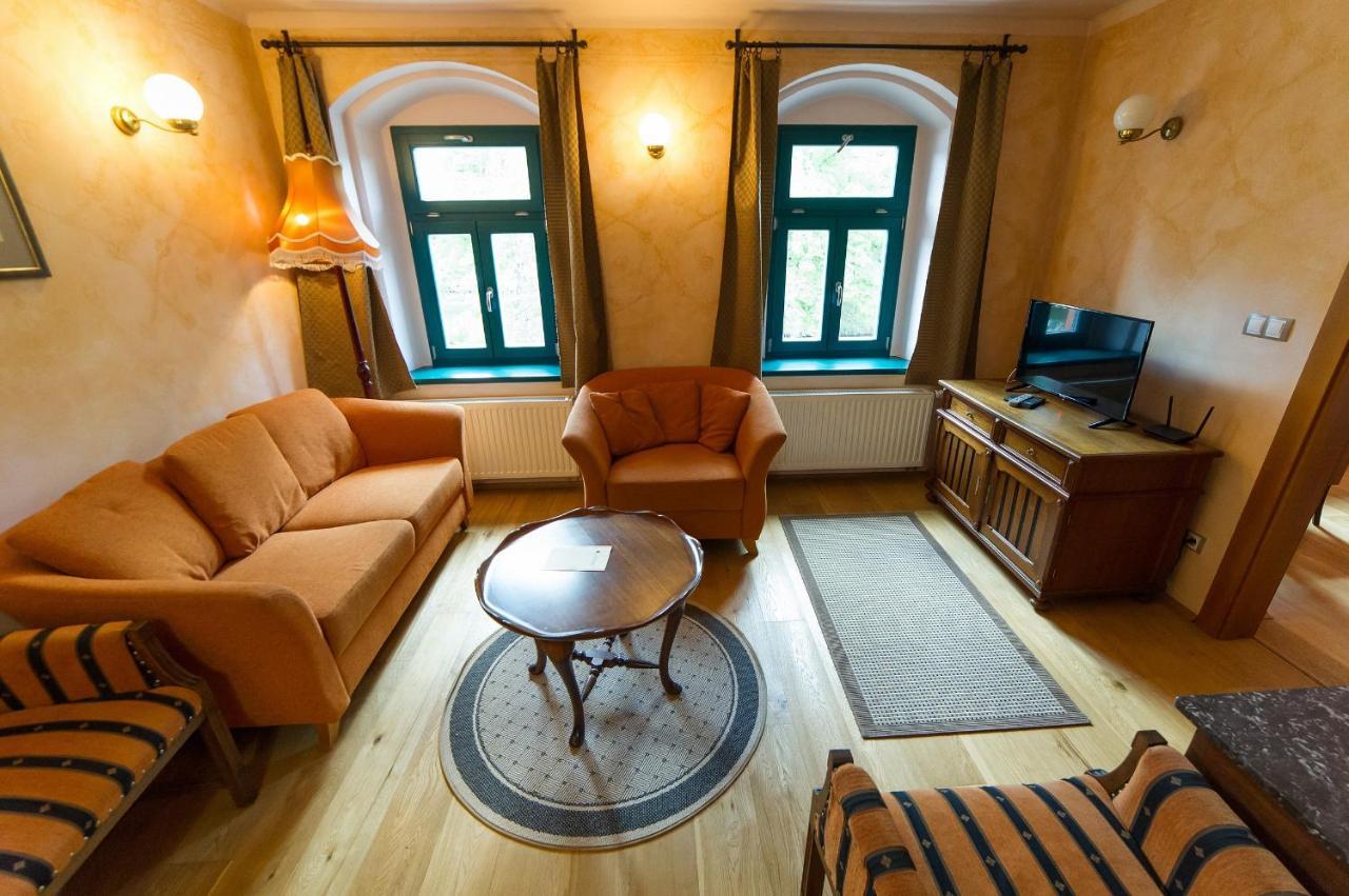 Český Krumlov U Zvonu Apartments מראה חיצוני תמונה