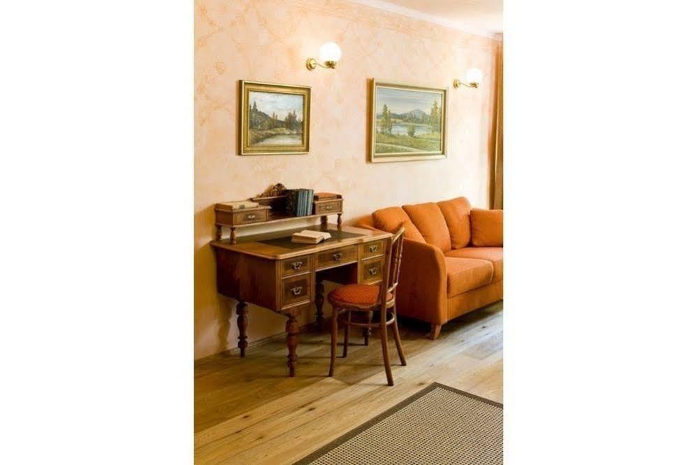 Český Krumlov U Zvonu Apartments מראה חיצוני תמונה
