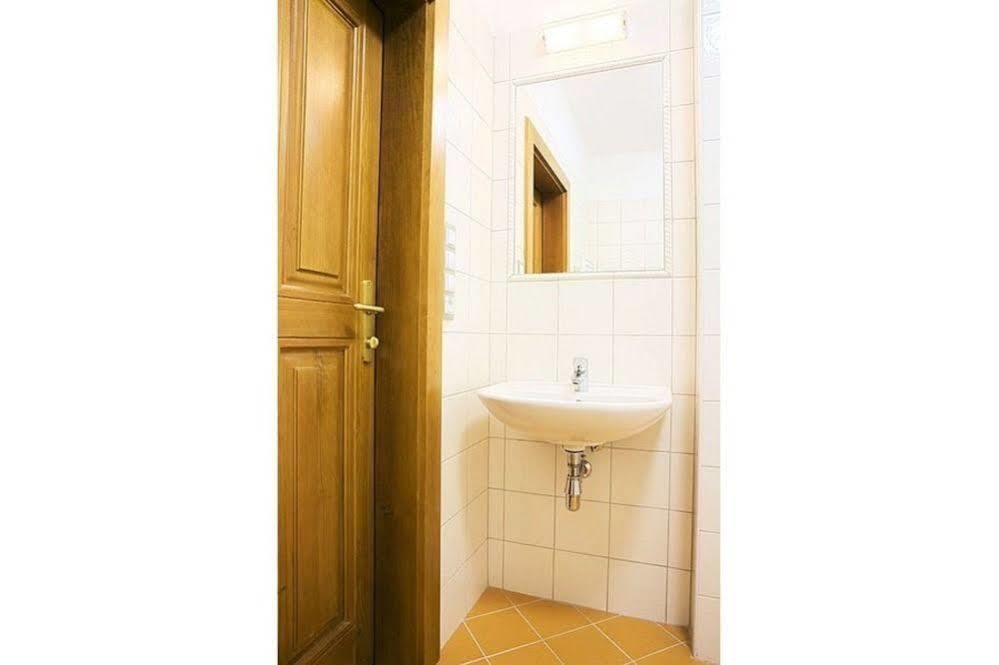 Český Krumlov U Zvonu Apartments מראה חיצוני תמונה